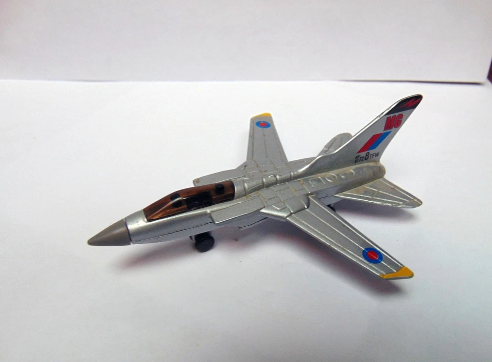 MG AF 81 72 8 TFW Die Cast Airplane Fighter 421dr-pb24 - No 93102 - Image 1 of 4
