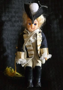 Grande bambola vintage George Washington Carlson 8-116 uniforme storica scamosciata - Foto 1 di 9