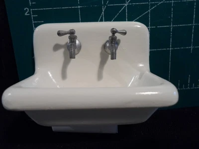 VTG Dollhouse 1:12 Scale Ceramic White Sink Bathroom Kitchen No Packaging DIY  - Image 1 of 4