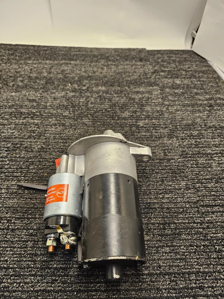 Motor de arranque CARQUEST 3205SV Reman para Ford Mustang Bronco E-150 Club Wagon Foto 1 de 4