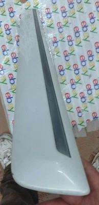 02-06 Suzuki Grand Vitara XL-7 Right Front Door Trim Molding OEM White ZA5 Foto 1 de 4