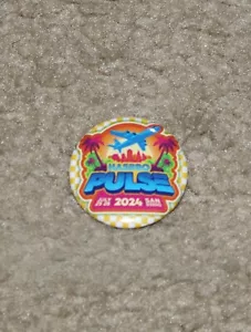 SDCC 2024 ESCLUSIVO PULSANTE A IMPULSI HASBRO - Foto 1 di 1