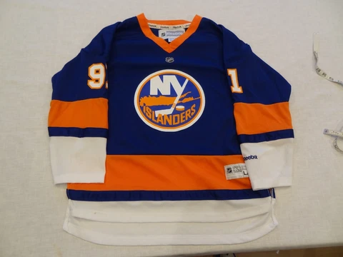2012 Reebok New York Islanders John Tavares NHL Jersey Youth L/XL Cover