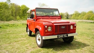 1989 Land Rover 90 – Heritage Evocation – Restored - Picture 1 of 24