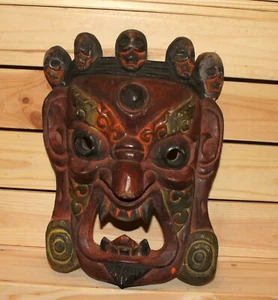 Vintage Indonesian hand carving wood wall hanging tribal mask - Picture 1 of 7