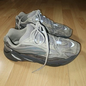 Adidas Yeezy Boost 700 V2 Tephra Used Sz 8.5 No Box - Picture 1 of 6