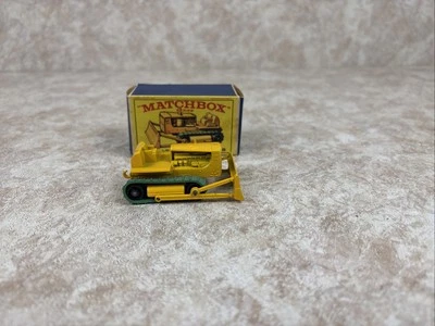 Vtg Matchbox Lesney Series No.18 Caterpillar Bulldozer w/Box Missing Track JJT - Image 1 of 4
