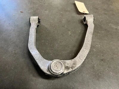 Infiniti G35 2003 04 2005 sedán pasajero delantero derecho brazo de control superior OEM 8279 Foto 1 de 4