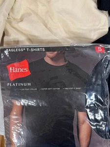 Lotto all'ingrosso abbigliamento uomo, HANES, ALFANI, altro, 14 articoli, tiranti da scaffale, $405 - Foto 1 di 8