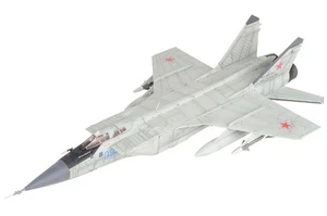 CA723101 Calibre Wings MiG-31DZ Foxhound-B 1/72 Model Blue 09 Russian Air Force - Picture 1 of 2
