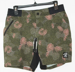 Dakine syncline 7 womens shorts NWT Size M elastic waist water resistant green - Picture 1 of 11