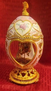 Fabergé Egg Franklin Mint Carousel Egg Musical On Stand Horse Inside Vintage Ltd - Picture 1 of 17