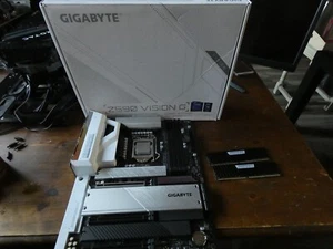 S.1200 Bundle (Gigabyte Z590 Vision G/I7-10700K/32GB Corsair DDR4) - Bild 1 von 6