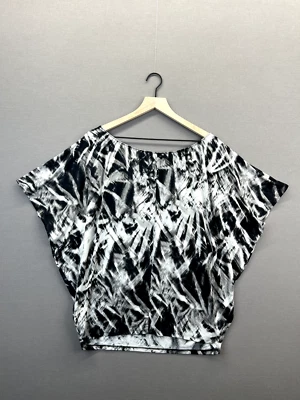 Guess Mujer Camiseta Blanca Manga Corta Cuello en V Talla Grande " Foto 1 de 4