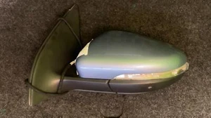 VW GOLF DRIVER SIDE DOOR MIRROR 5K0857507AD W/5K0857521A GLASS - Picture 1 of 3