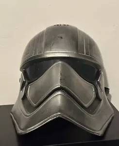 Star Wars CAPTAIN PHASMA Voice Changing Talking Helmet Mask Disney Store Works - Picture 1 of 7