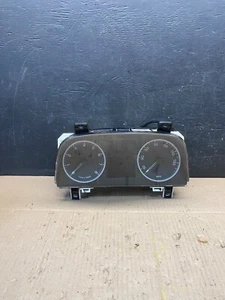 2010 to 2013 Land Rover LR4 Speedometer Cluster Gauge L9034 DG Oem - Picture 1 of 8
