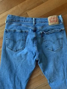 Levi's Jeans Men's 33x30 Blue 505 Regular Fit Straight Leg Medium Wash Denim - Picture 1 of 10