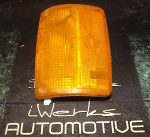 OEM USDM OEM 87-91 Isuzu Trooper front left driver corner light / lens 3227 L DV - Picture 1 of 11