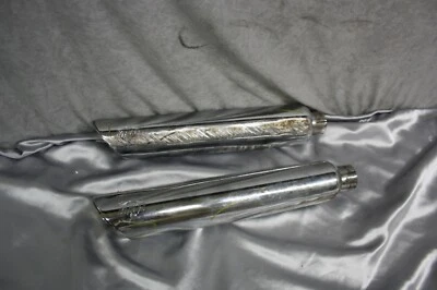 Vance & Hines Auspuff   für Harley Davidson Dyna Street Bob # 496 - Immagine 1 di 4