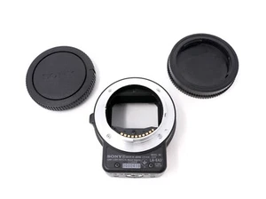 Adattatore Sony LA-EA3 per obiettivo AF attacco A a attacco E attacco FE - Foto 1 di 4