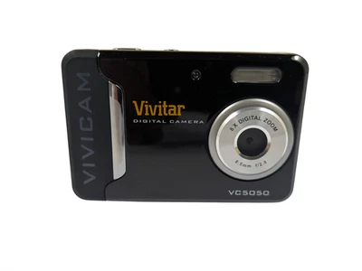 Vivitar 5.0MP 8x Zoom VC5050 Digital Camera Black - Image 1 of 4
