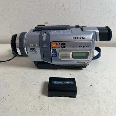 Sony Handycam DCR-TRV340 Silver 2.5" LCD Handheld Steady Shot Digital8 Camcorder - Image 1 of 4