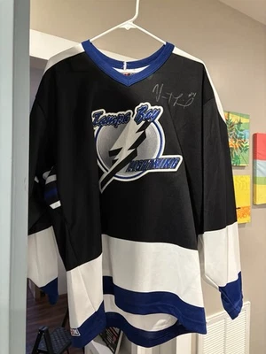 Camiseta deportiva de hockey Tampa Lightning CCM autografiada por Vinny Lecavalier talla grande  Foto 1 de 4