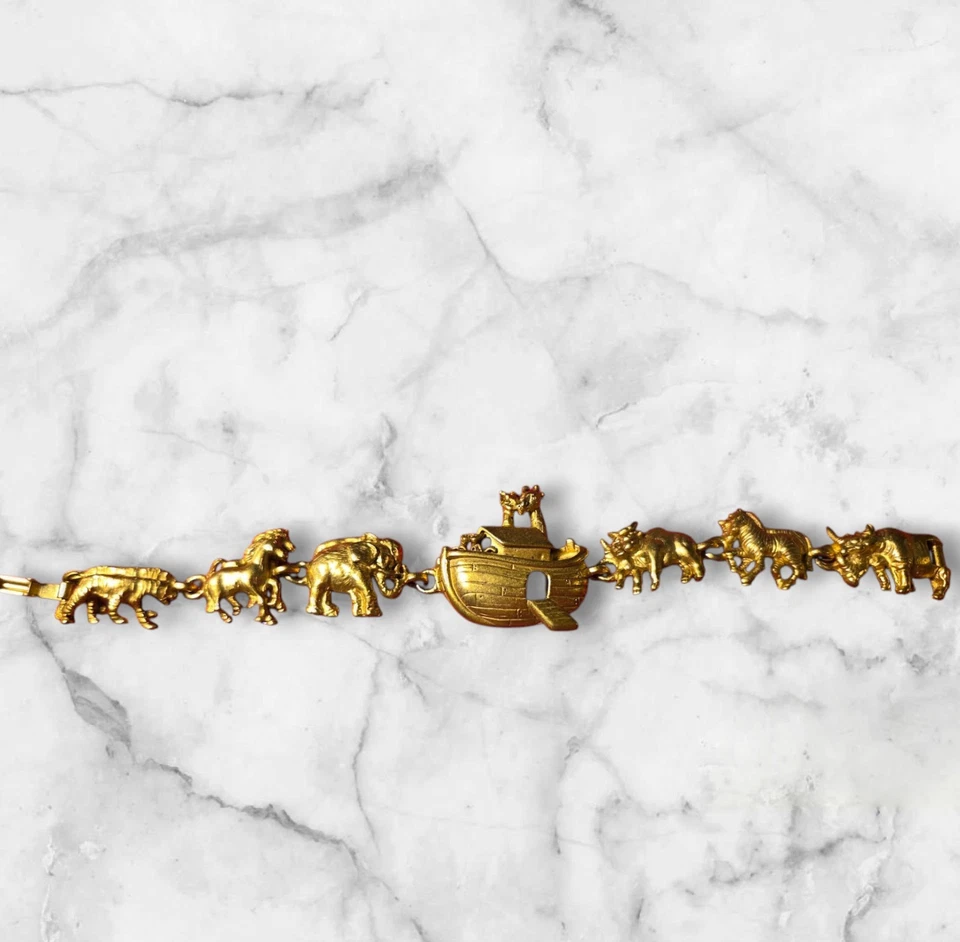 Noah's Ark Bracelet 6+ Animals Signed AJC Gold Tone Linked Charm Jewelry - Image 1 of 3