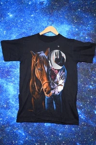 Camisa Hábitat De Colección Para Hombres Pequeña Negra Vaquero Caballo Gráfico Camiseta Wilderness Años 90 - Imagen 1 de 8
