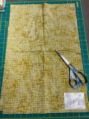 Batik Remnant - 100% cotton - 45" wide - 3/8 yds - #662 - Image 1 of 2