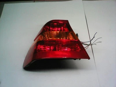 Estación de luz trasera del conductor Wgn cuarto montado en panel para BMW 325i 60689 01-05 Foto 1 de 4