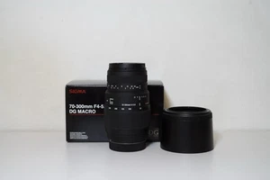 Sigma 70-300mm F4-5.6 DG Macro.Attacco Minolta Sony A - Foto 1 di 3