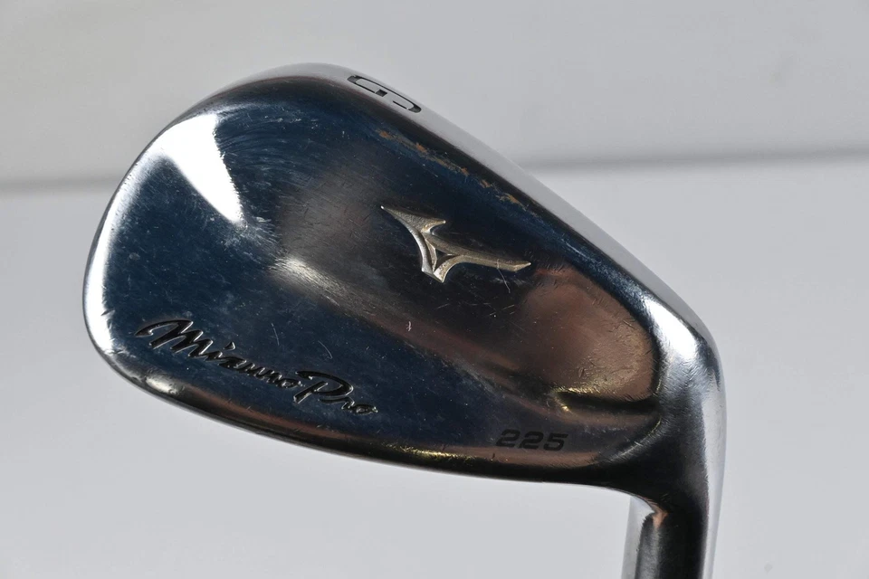 Mizuno Pro 225 Gap Wedge / 49 Degree / Senior Flex UST Mamiya Recoil ESX 460 - Image 1 of 4