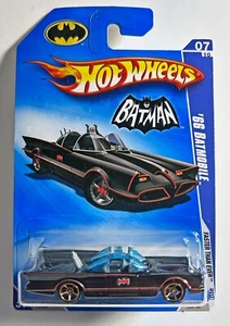 Hot Wheels '66 BATMOBILE Faster Than Ever - 07/10 - 1:64 - Picture 1 of 6