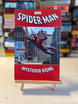 M) Spider-Man: Mysterio Rising (Marvel Comics, Paperback Book) Foto 1 de 2