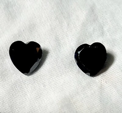 18.40 CT Good Looking Heart Cut Black Color Zircon  Loose Gemstone 2 Pcs - Image 1 of 4