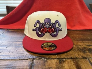 Cappello Club Detroit Red Wings Bianco New Era Adatto 7 3/4 Grigio UV Al The Octopus ๐ - Foto 1 di 23