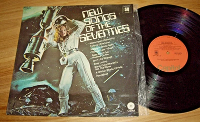SOUNDS OF THE 70'S ORCHESTRA *OZ QUAD 12" ' LP NEW SONGS OF THE 70'S ' 1973 VGC - Image 1 of 2