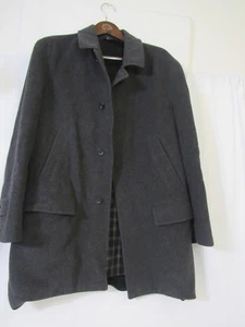 Saks Fifth Avenue Lawrence 4 Button Men's Gray 40R Top Coat 100% Wool - Picture 1 of 16