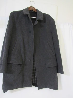 Saks Fifth Avenue Lawrence 4 Button Men's Gray 40R Top Coat 100% Wool - Image 1 of 4