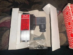 DANFOSS PRESSURE CONTROL MBC 5100 1TO10 BAR 061B100466 - Picture 1 of 4