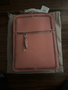 Fabrycznie nowy z metką Calpak Kaya 15-calowy plecak na laptopa w kolorze MAUVE 15,5" x 11,5" x 4,25" - Zdjęcie 1 z 6