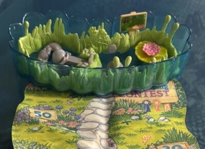 Vintage 1994 90s Littlest Pet Shop Jump N Splash Frogs Lily Pond Incomplete - Picture 1 of 6