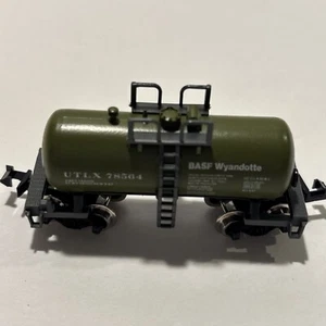 Atlas BASF Wyandotte Vtg 3231 N Scale Beer Can Shorty Tank Car UTLX 78564 NOS - Picture 1 of 8