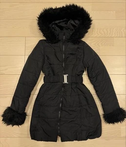 Pelzdaunenmantel mit Gürtel S, Größe S, gebraucht, keine größeren Beschädigungen - Bild 1 von 2