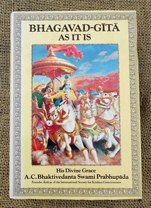 Bhagavad Gita As It Is by Swami A.C. Bhaktivedanta Prabhupada HCDJ 1976 - Picture 1 of 2