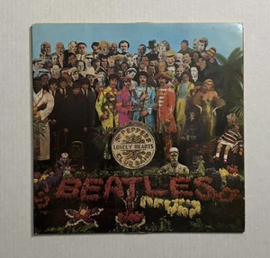 The Beatles Sgt Pepper Lonely Hearts Club Vinyl Record LP Mono w Insert 1967 VG+ - Picture 1 of 6