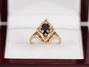 Garnet Solitaire Ring 9ct Gold Ladies Vintage Size M 375 I99 - Picture 1 of 4
