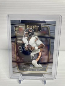 Panini Select Justin Fields 2021 nivel base de radiocontrol osos de Chicago #50 - Imagen 1 de 2
